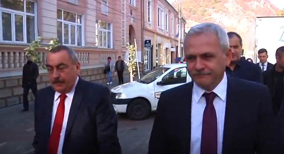 Lider PSD Hunedoara, către un protestatar care îl huiduia pe Dragnea: „Dă-te dracu'”. VIDEO