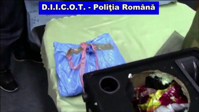 Bărbat, reținut de DIICOT după ce a fost prins în flagrant cu 1 kg de cannabis