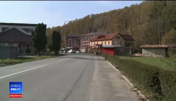 Moneasa a rămas doar o amintire frumoasă. Scuzele autorităţilor pentru transformarea ei în ruină