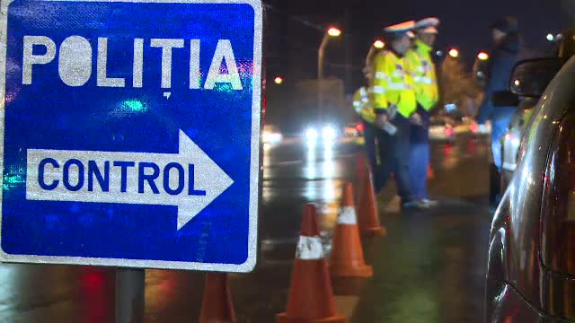 Bucureşteni prinşi drogaţi la volan, la un filtru al Poliţiei. "E aparatul stricat"