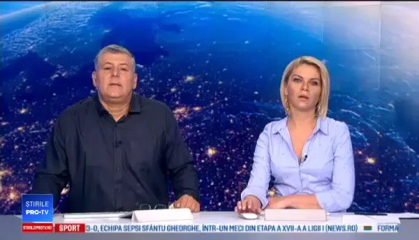 Un raton prea gras a rămas blocat într-o gură de canal din cauza lăcomiei