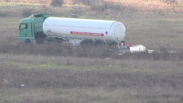Evacuare la Galaţi, din cauza unei cisterne cu GPL defecte. Cine a fost pedepsit în final
