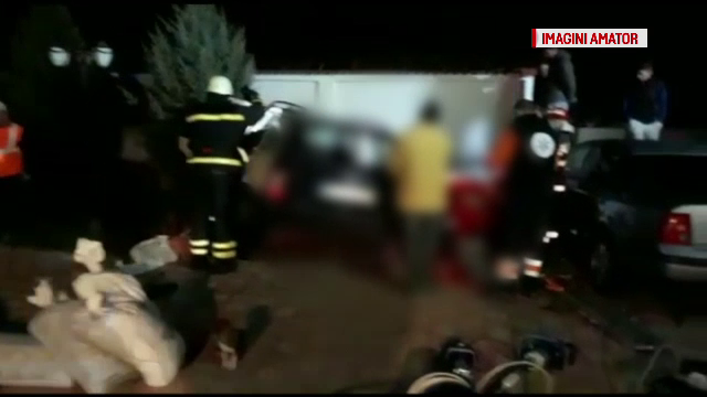 O femeie a murit într-un accident, după ce fiica ei a pierdut controlul volanului