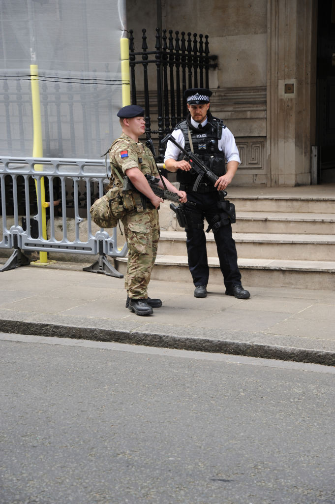 Parlamentul scoțian, evacuat din cauza unui pachet suspect