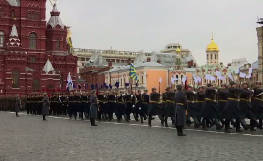 Paradă modestă la Moscova, la împlinirea a 100 de ani de la Revoluția Bolșevică