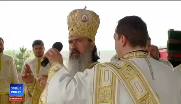 IPS Teodosie și-a recâștigat libertatea. Judecătorii i-au revocat controlul judiciar