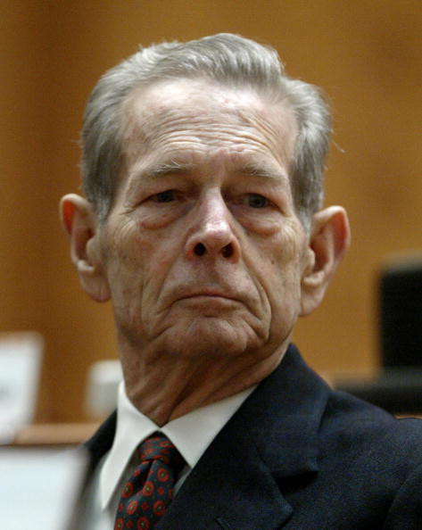 Surse: Regele Mihai se simte mai bine. Fostul suveran ar fi început să mănânce