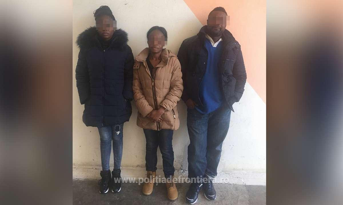 Două tinere congoleze au încercat să iasă din România cu acte false, în care aveau nume austriece