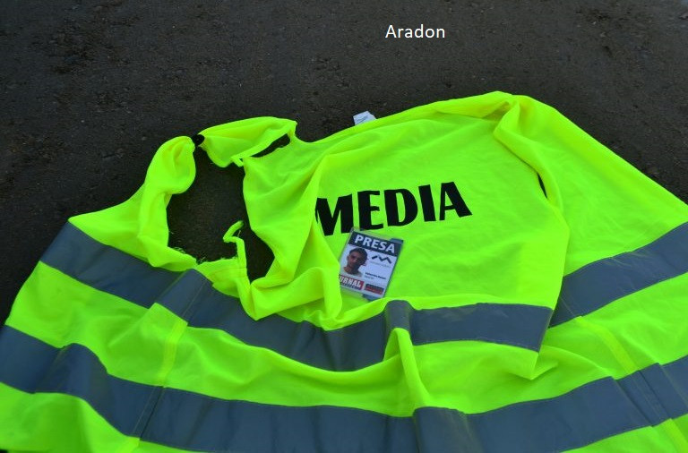 Jurnalist bătut cu bâta de un muncitor din Arad