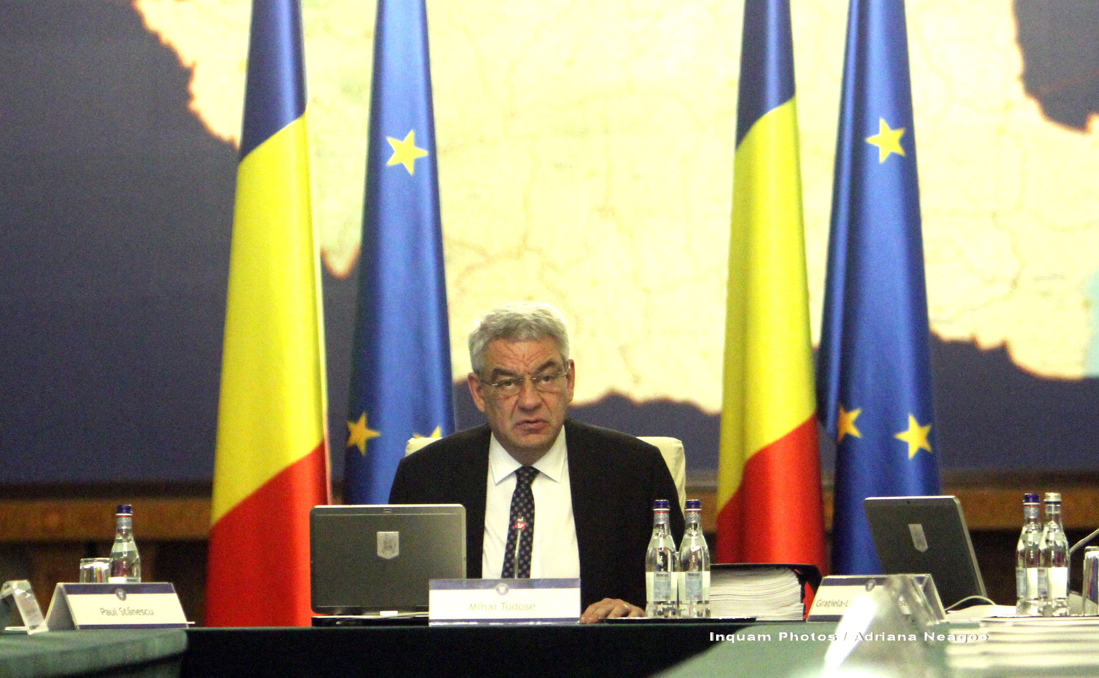 Mihai Tudose și Liviu Pop, afirmații contradictorii pe tema manualelor școlare