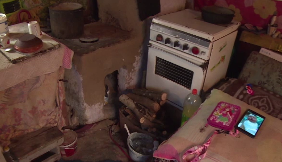 O mamă cu probleme mintale din Prahova naște copii pe care nu îi poate îngriji