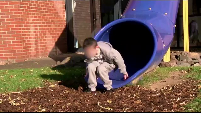 Copil salvat de la suferință, printr-o intervenție revoluționară: Medicii au cultivat un metru de piele în laborator