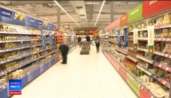 Ouăle și-au dublat prețul și scumpirea continuă până la Crăciun. Avertismentul marilor producători