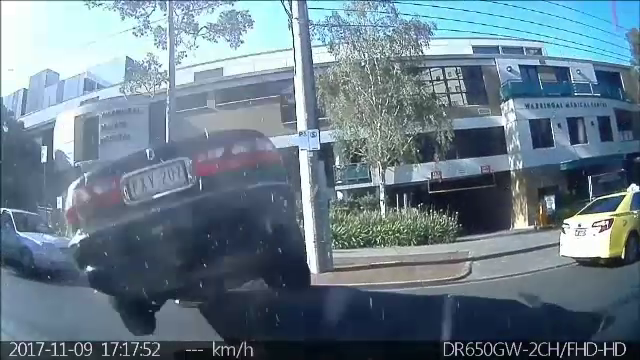 Bărbat de 96 de ani, implicat într-un accident, la Melbourne