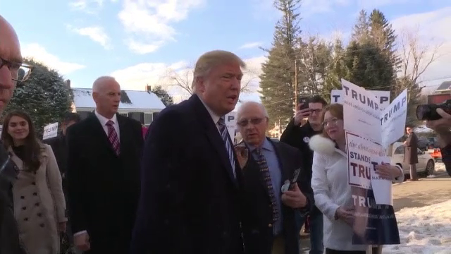 Un confident al lui Trump susține că a refuzat să trimită 5 femei în camera acestuia de hotel