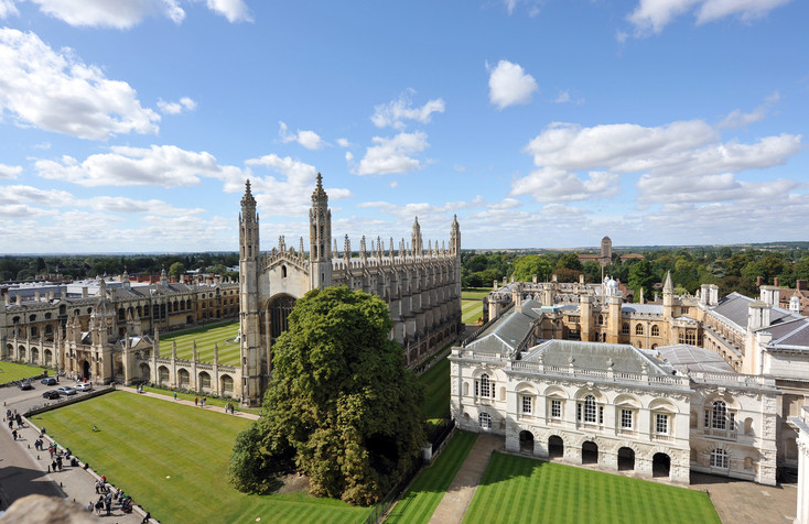 Un om al străzii a fost admis la Cambridge la 52 de ani