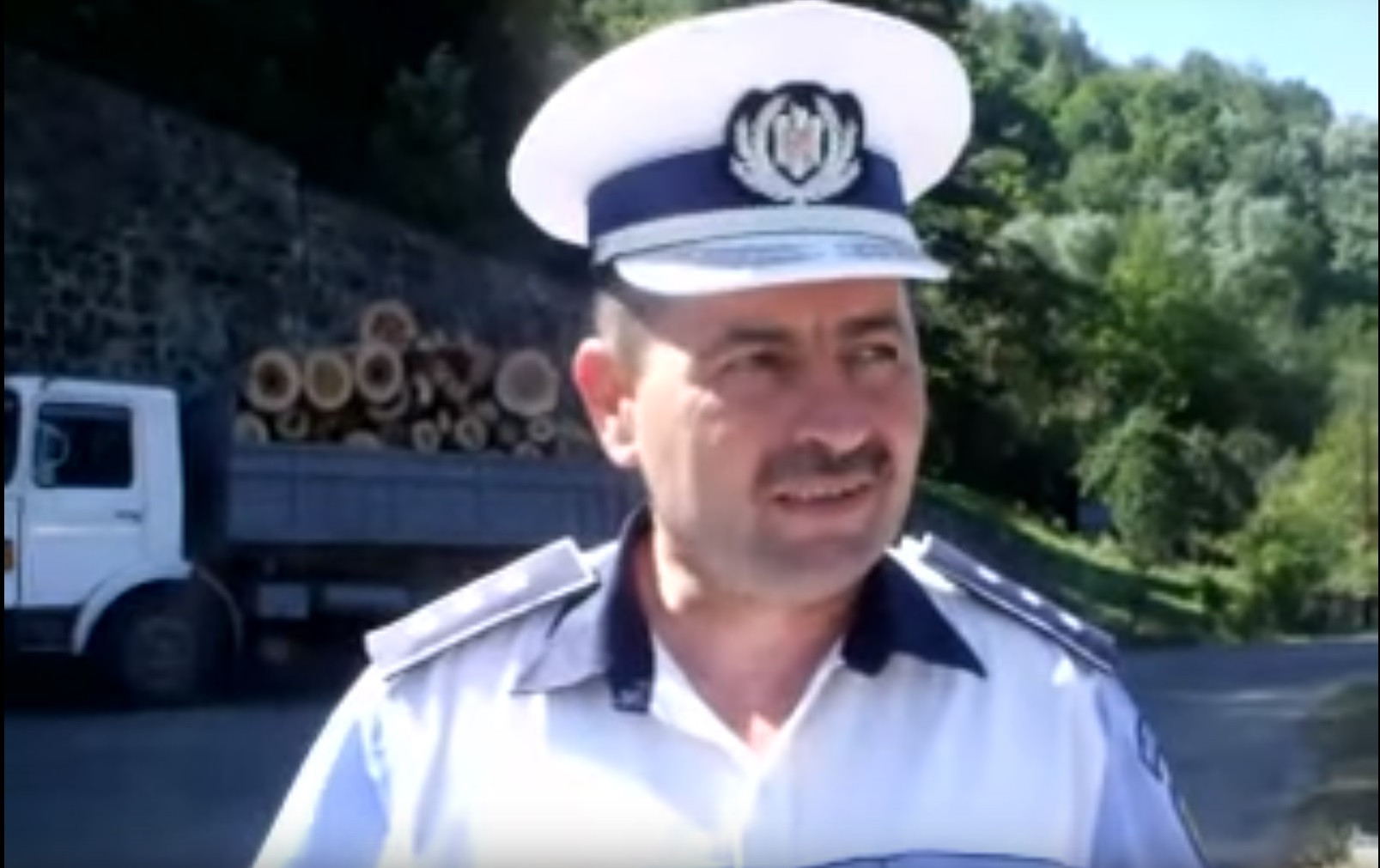 Fost şef de la Rutieră, dat în judecată pentru că a condus o maşină cu numere false