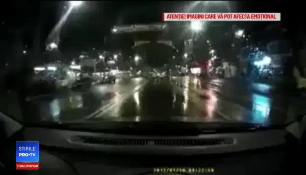 Bărbat lovit pe trecerea de pietoni, în Brăila. Accidentul a fost filmat