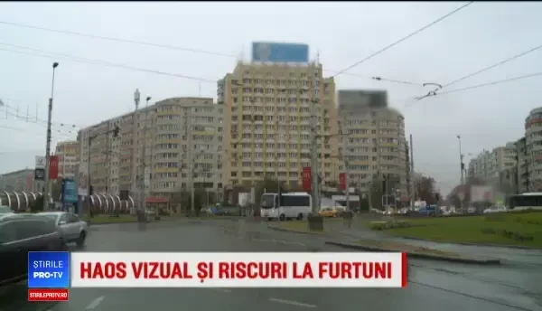 Capitala, acaparată abuziv de reclame stradale. E o beție, nu mai vezi orașul de publicitate