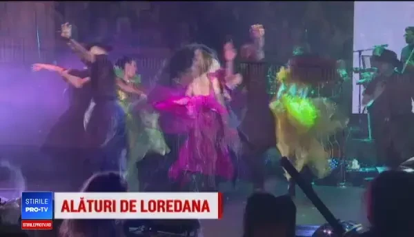 Loredana și-a încântat fanii la show-ul Ador de la Sala Palatului. Echipa Vocea României i-a stat alături