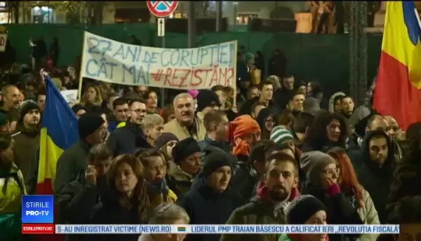 Mii de oameni au protestat în țară față de guvernarea PSD. Dragnea, la nunta ta o să-ţi cânte DNA
