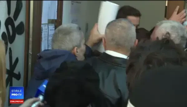 Înghesuială pentru ajutoarele persoanelor cu handicap: Suntem umiliți în ultimul hal