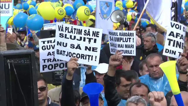 Funcționarii publici amenință cu procese Guvernul Tudose după ”revoluția fiscală”. ”O păcăleală legislativă”