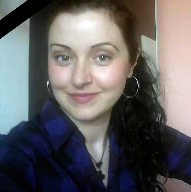 O tânără din Gorj a murit după ce ar fi consumat ceaiuri comandate pe internet