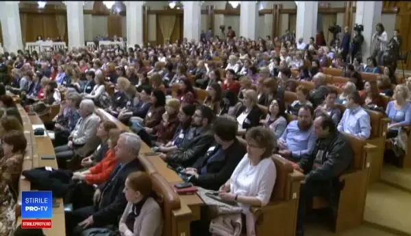 200 de milioane de lei pentru formarea profesională a zeci de mii de profesori