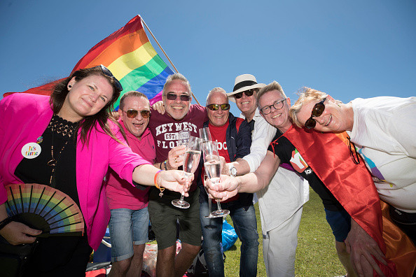 Australienii au votat, într-o consultare națională, în favoarea căsătoriei între persoane de același sex