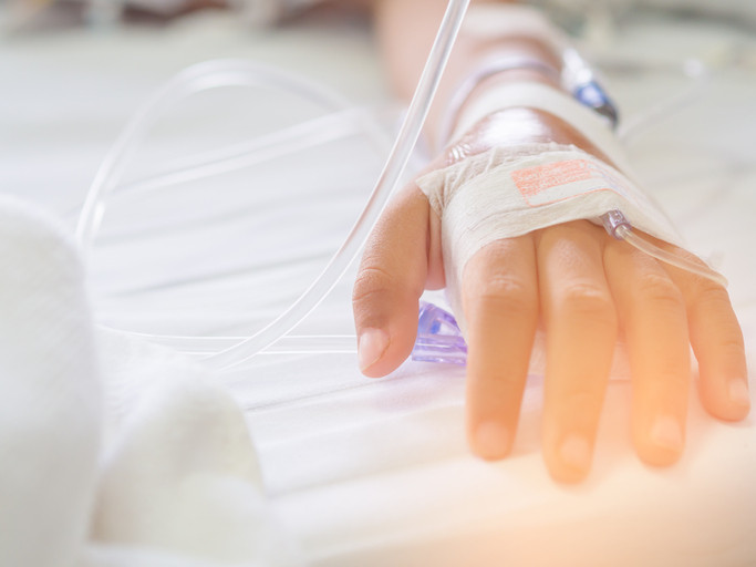 Motivul halucinant pentru care o femeie și-a înfometat copilul timp de 8 ani