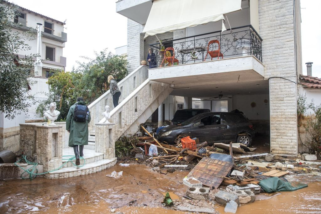 Inundatii langa Atena