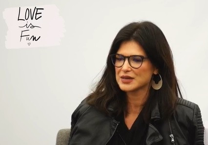 Monica Bârlădeanu, la LOVE IS FUN: „Relația părinților mei a fost una turbulentă"