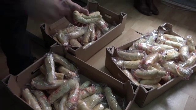 Școală din Suceava, amendată pentru că nu ţinea laptele şi cornul elevilor la frigider