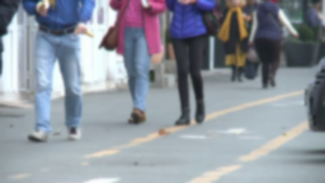 Specialiști: 1 din 7 tineri are probleme psihice sau de comportament. Semnele evidente