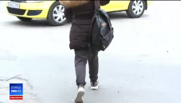 Specialiști: 1 din 7 tineri are probleme psihice sau de comportament. Semnele evidente