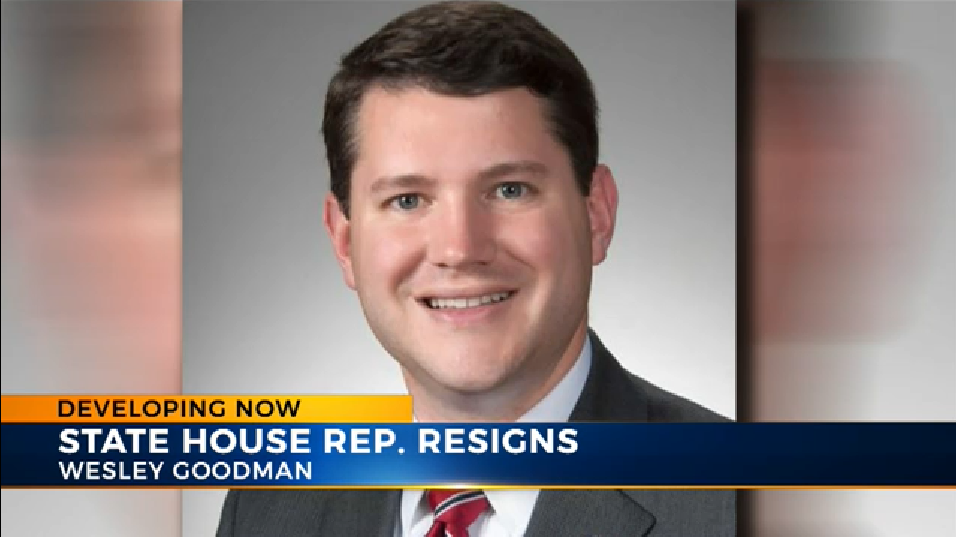 Un politician care se opune comunității LGBT a demisionat, după ce a fost prins făcând sex cu un bărbat