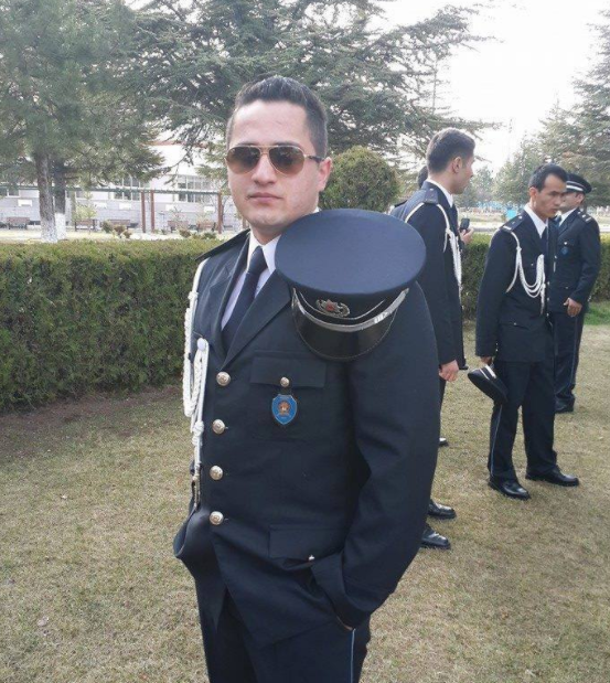 Un ofițer afgan e considerat erou după atacul din Kabul. Reacția tatălui său