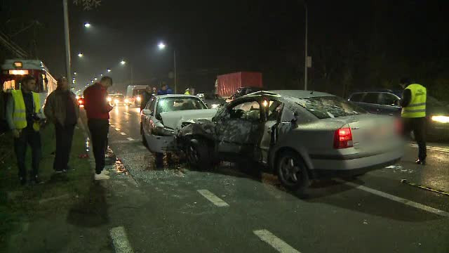 Accident cu 3 maşini în Arad, din cauza unui şofer beat