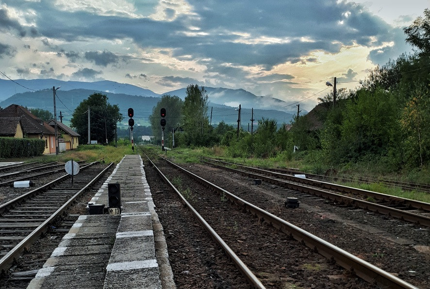 Probleme pe calea ferată Bucureşti-Constanţa, din cauza furturilor de relee