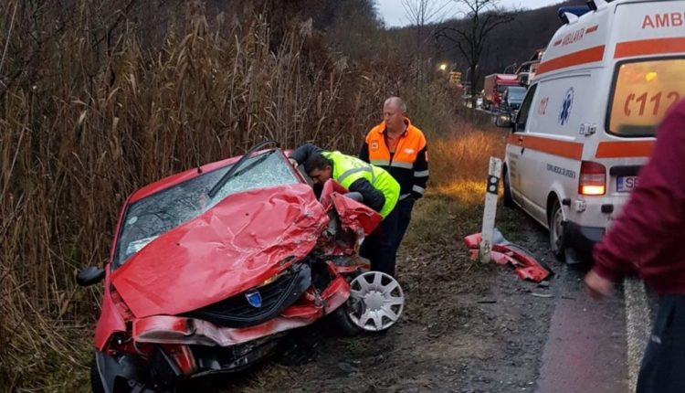 Accident grav pe DN1, în judeţul Sibiu. O femeie a murit