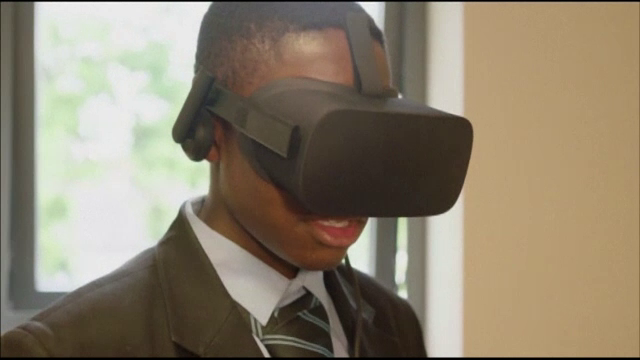 Realitatea virtuală, folosită pentru a depista anxietatea și depresia tinerilor, în Anglia