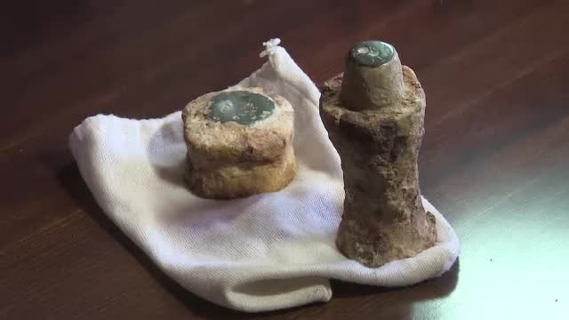 Descoperire "norocoasă" făcută de 2 detectorişti, în Gorj. Câţi bani ar putea primi de la stat