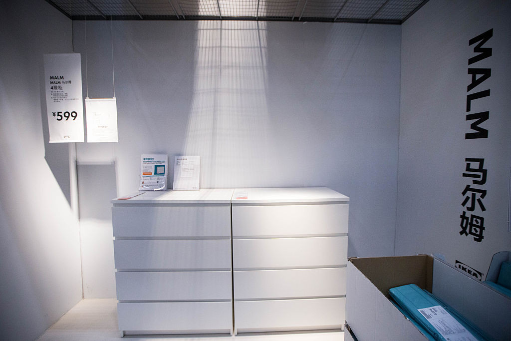 Opt copii au murit, din cauza mobilei de la Ikea. 29 de milioane de dulapuri, rechemate în depozit
