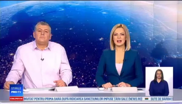 Turmă uriașă de căprioare, surprinsă traversând o șosea din sudul Ungariei