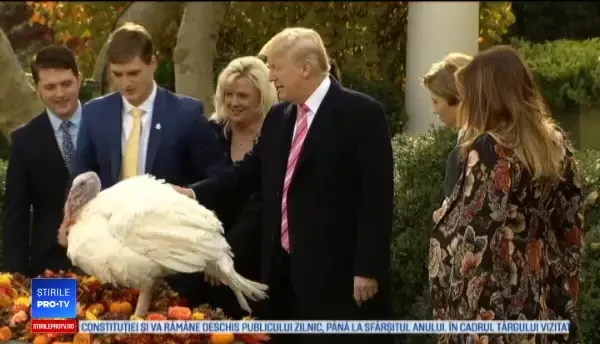Donald Trump a grațiat doi curcani, potrivit tradiției de Ziua Recunoștinței