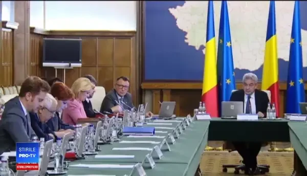 Scene hilare la Guvern. Daea, despre scumpirea ouălor: Preşedintele Consiliului Concurenţei nu este păun printre găini