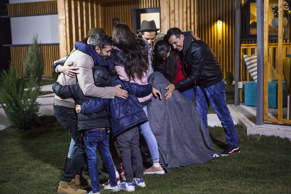 Surpriza uriaşă făcuta de "Visuri la cheie" unei familii cu 6 copii. Ce au găsit la întoarcerea din vacanţă