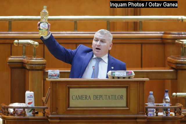 Moțiunea de cenzură împotriva Guvernului, respinsă