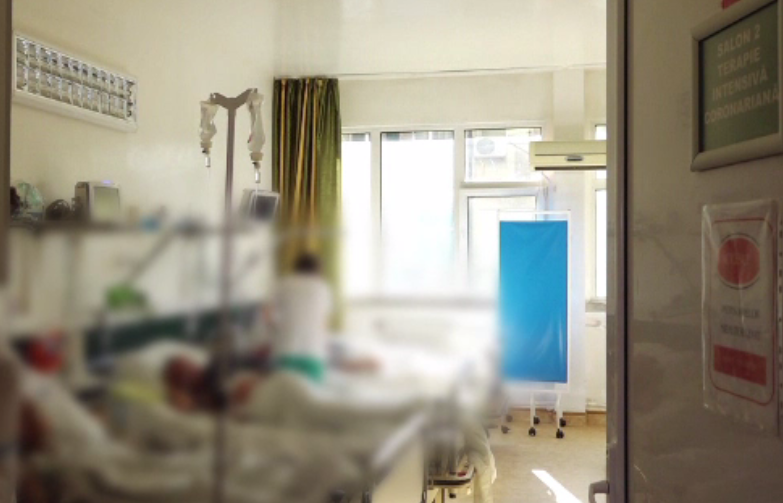 Chirurg din Mureș, condamnat la muncă în folosul comunităţii pentru luare de mită